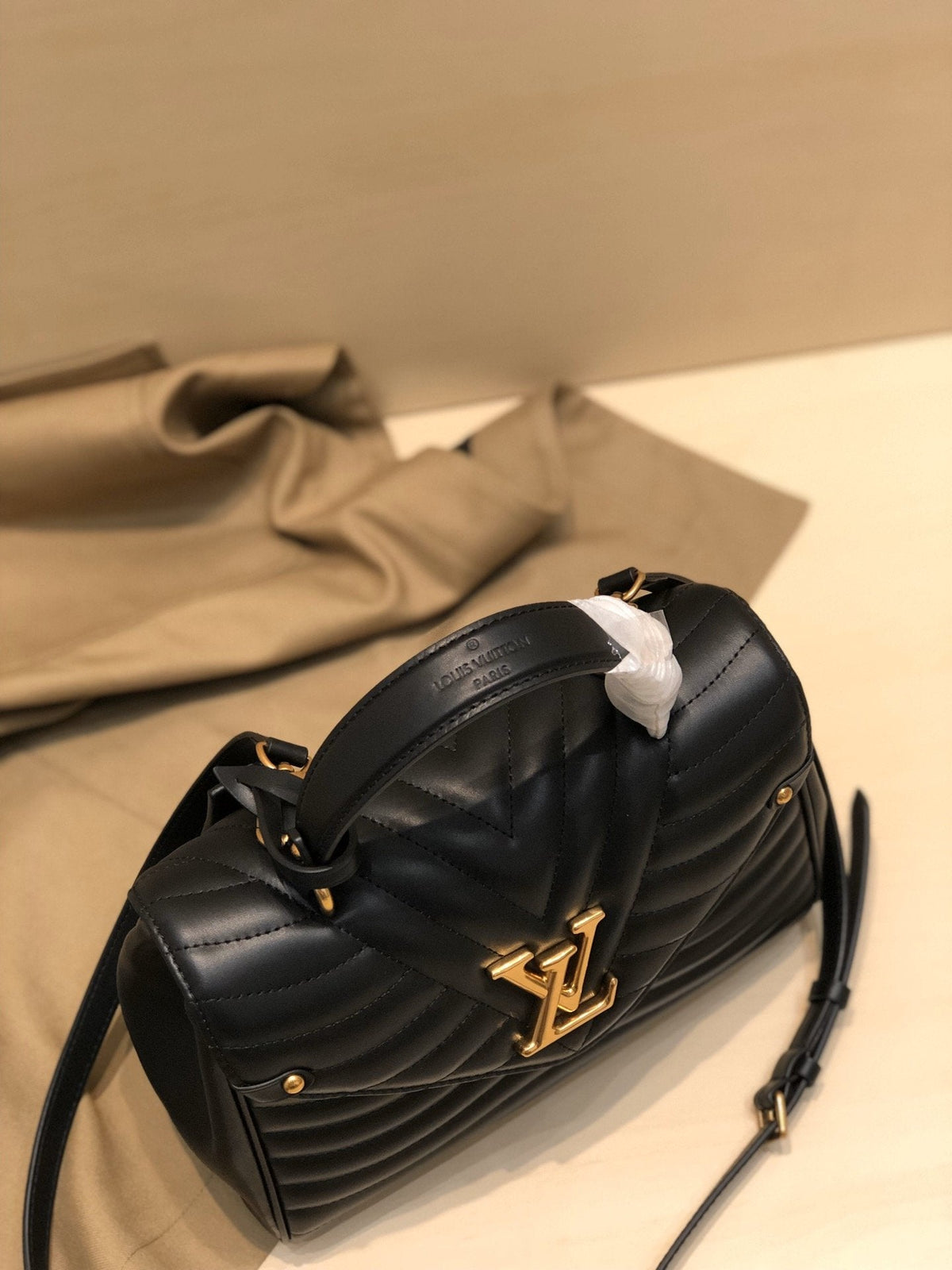 LV TOP HANDLE 26CM BLACK CALFSKIN