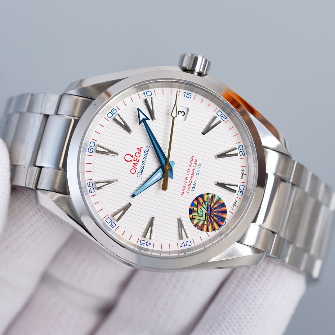 SEAMASTER AQUA TERRA 150M CO-AXIAL WHITE DIAL BLUE HAND