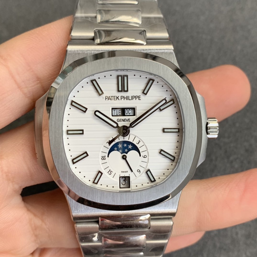 PATEK ANNUAL CALENDAR MOONPHASE STEEL WHITE DIAL