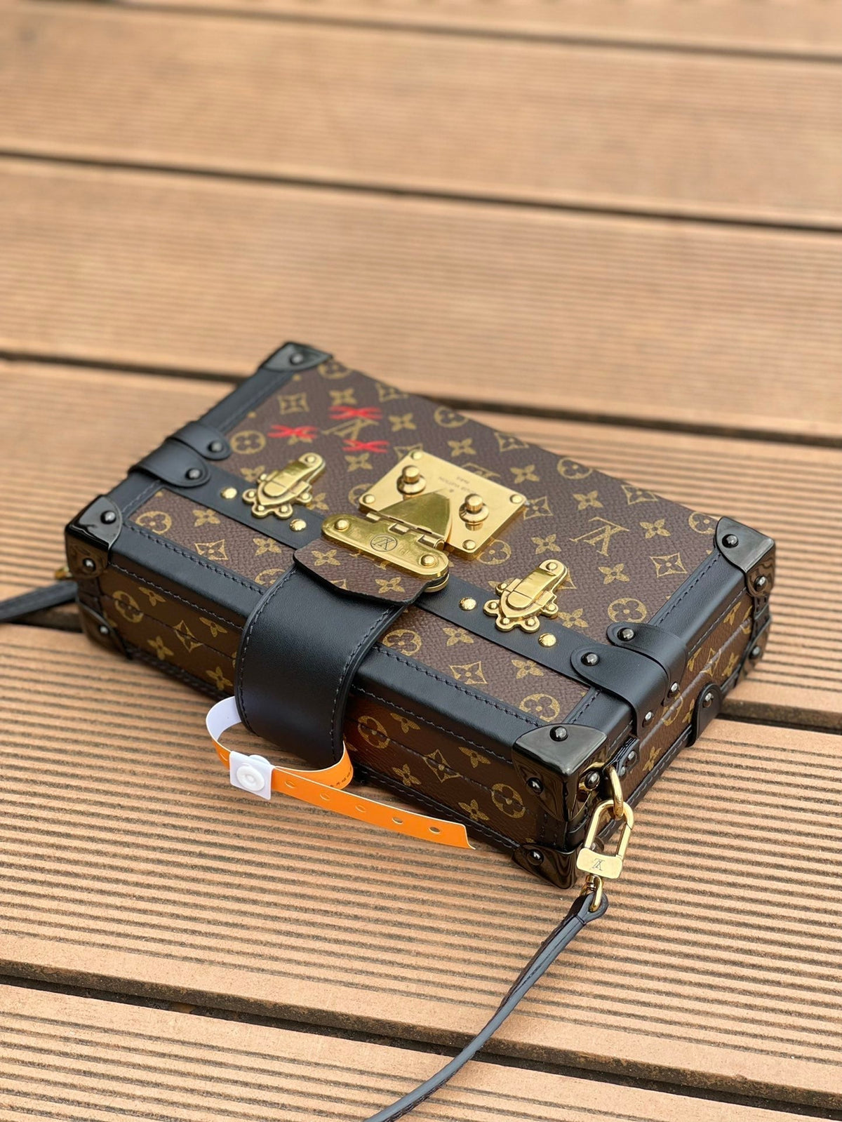 LV PETITE MALLE 20CM MONOGRAM CANVAS