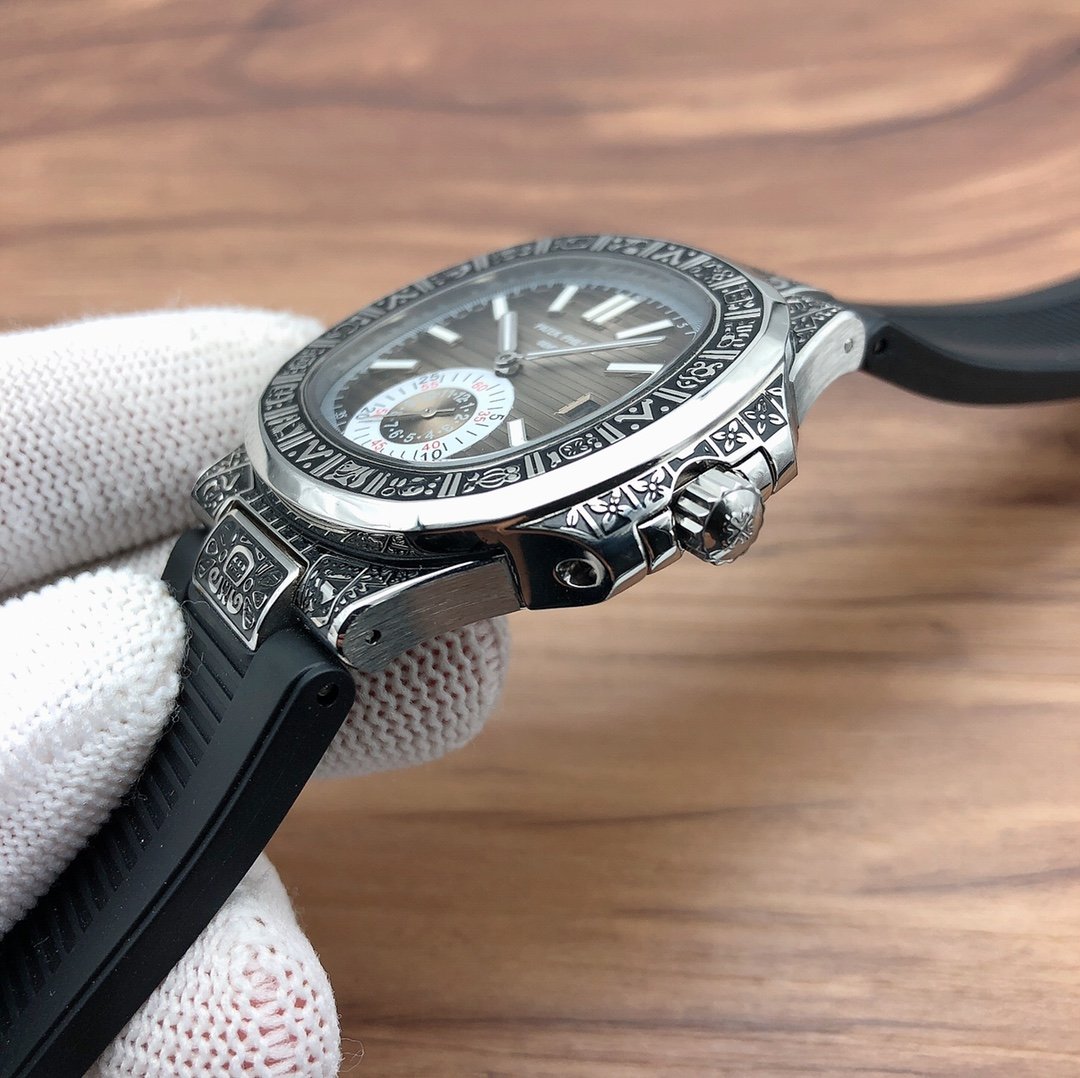 PATEK NAUTILUS SECONDTIME WHITE GOLD HAND ENGRAVED