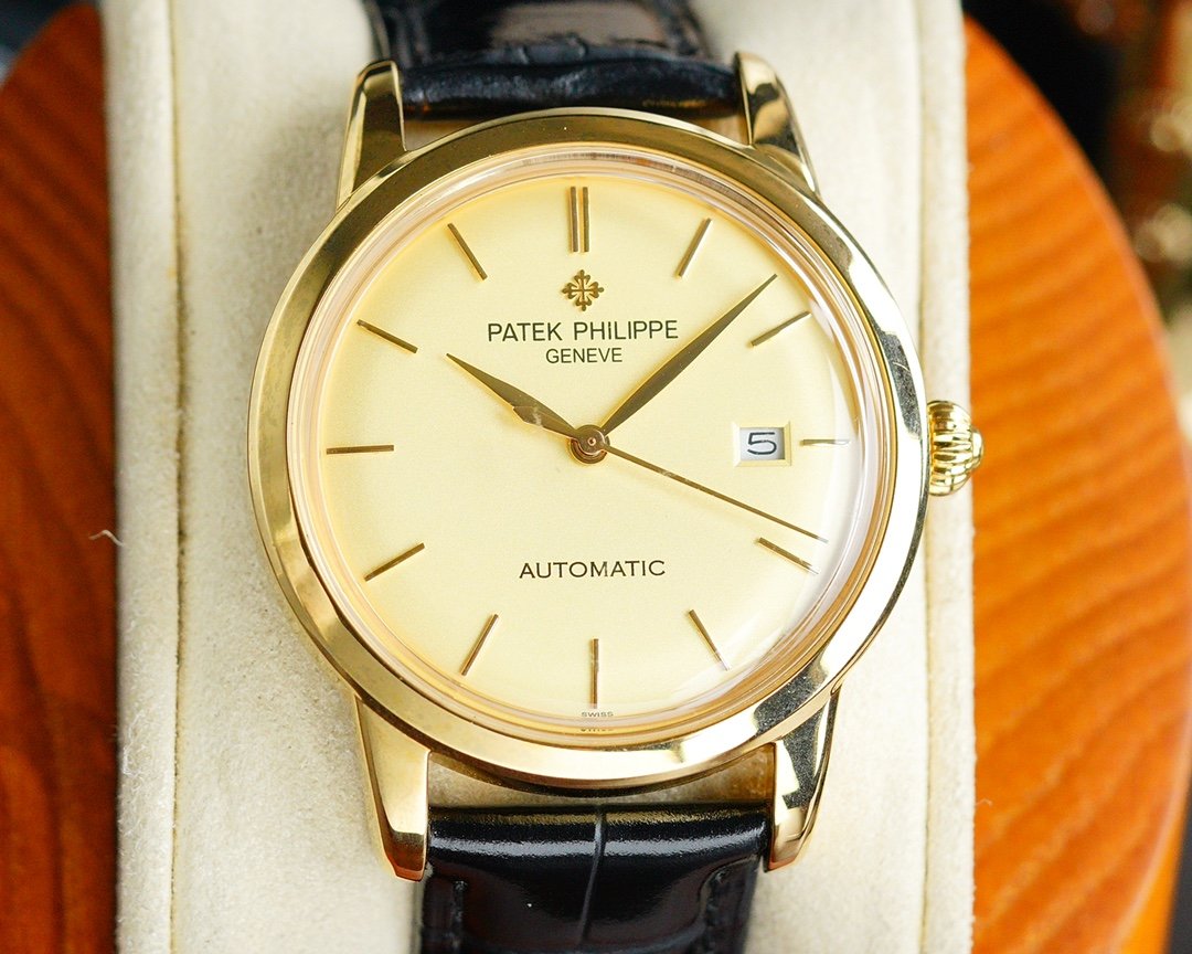 PATEK CALATRAVA 40MM GOLD CASE DIAMOND NUMERALS
