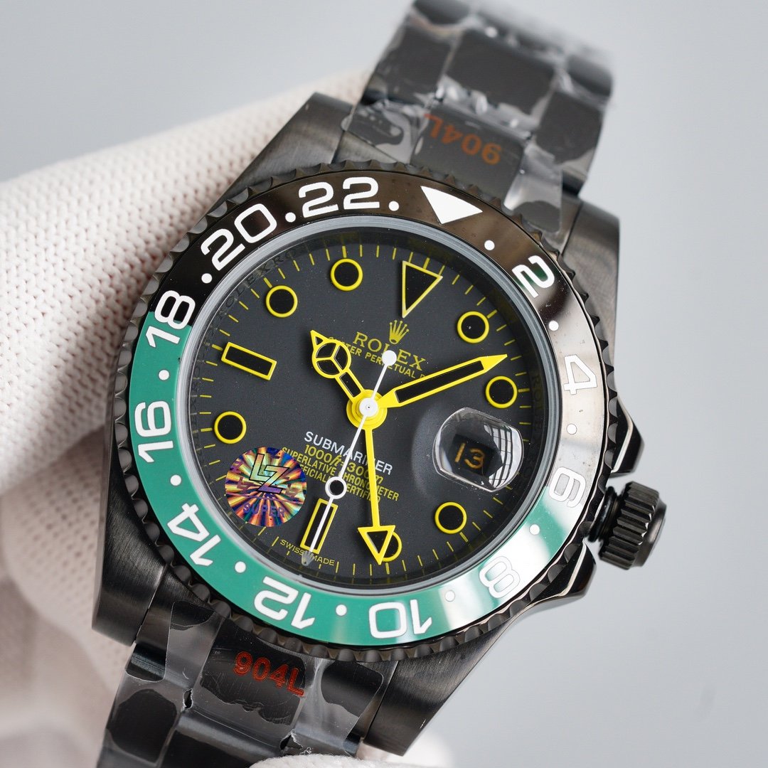 GMT-MASTER II CUSTOM GREEN BLACK BEZEL