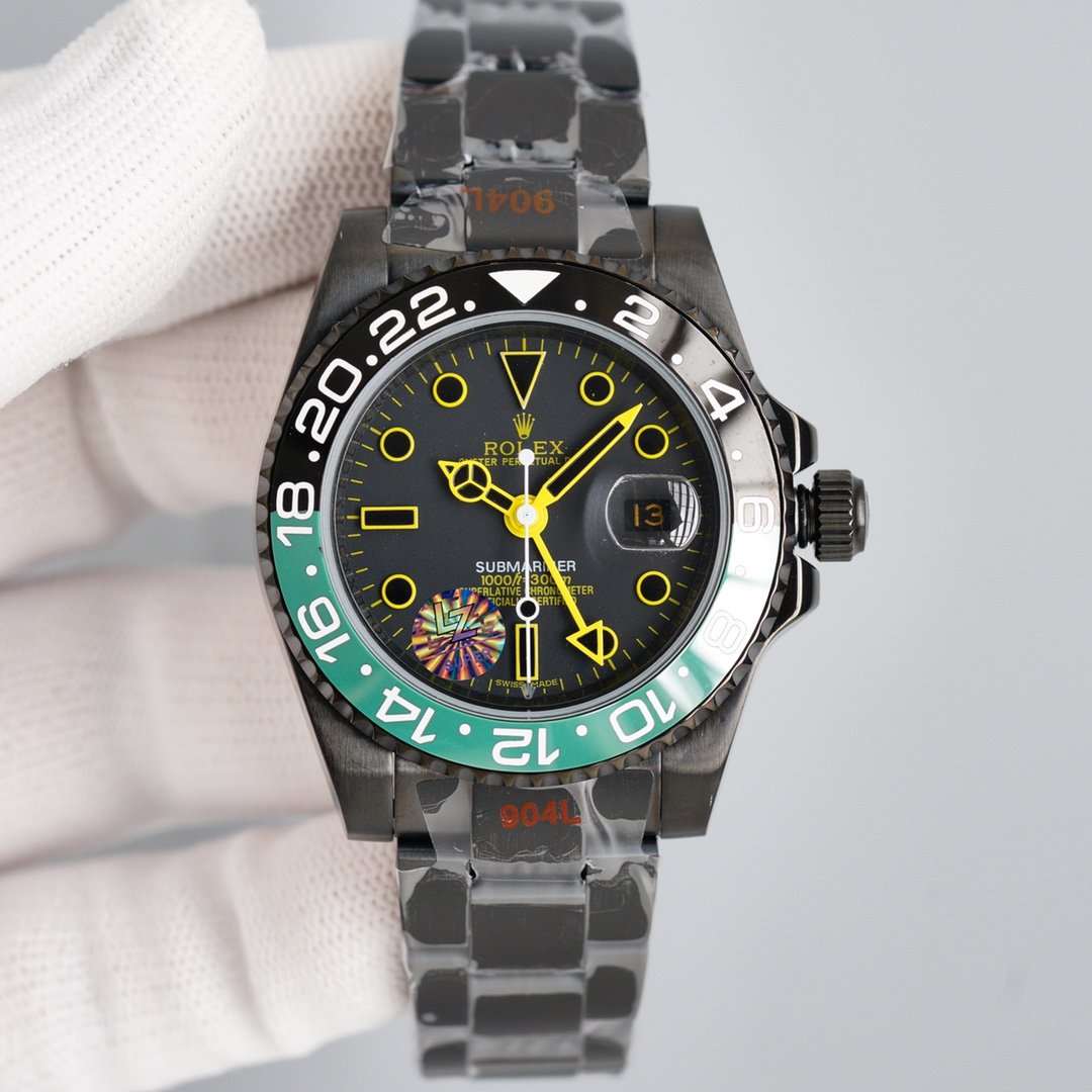 GMT-MASTER II CUSTOM GREEN BLACK BEZEL