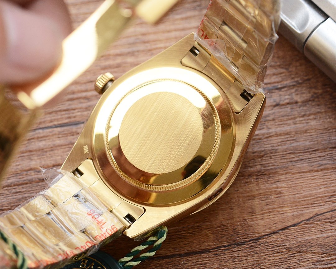 EXPLORER GOLD CASE 41MM