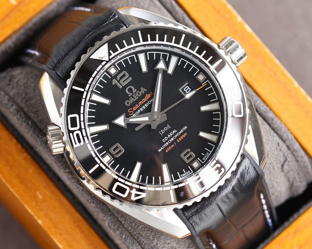 SEAMASTER PROFESSIONAL PLANET OCEAN 600M BLACK CERAMIC LEATHER