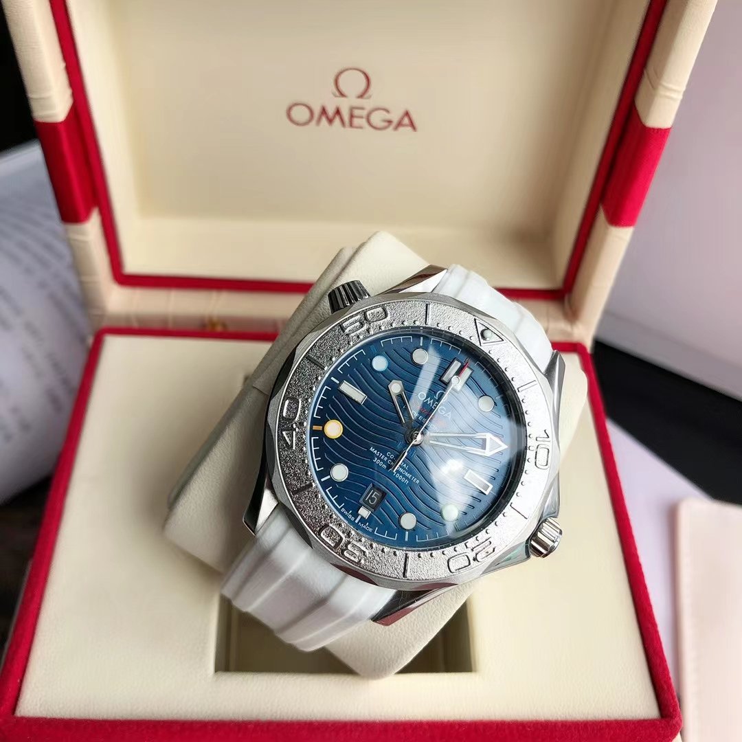 SEAMASTER DIVER 300M NEKTON BLUE DIAL WHITE RUBBER