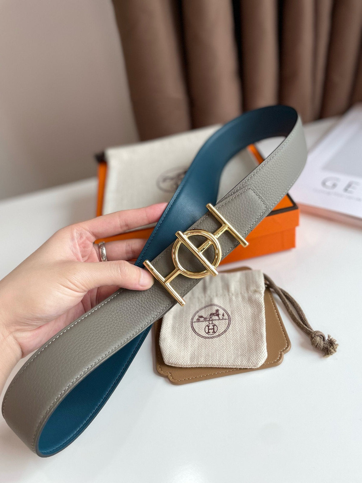 H ULYSSE BELT 38MM GOLD BUCKLE BLUE GREY LEATHER