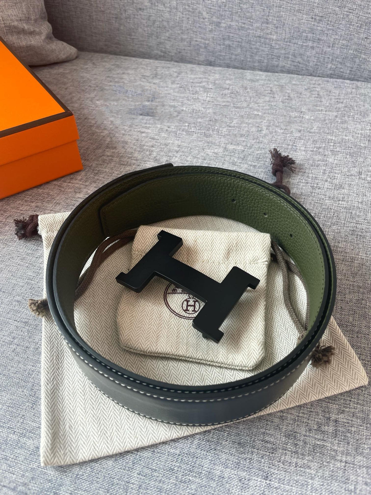 H CONSTANCE REVERSIBLE BELT 38MM BLACK BUCKLE BLACK GREEN LEATHER