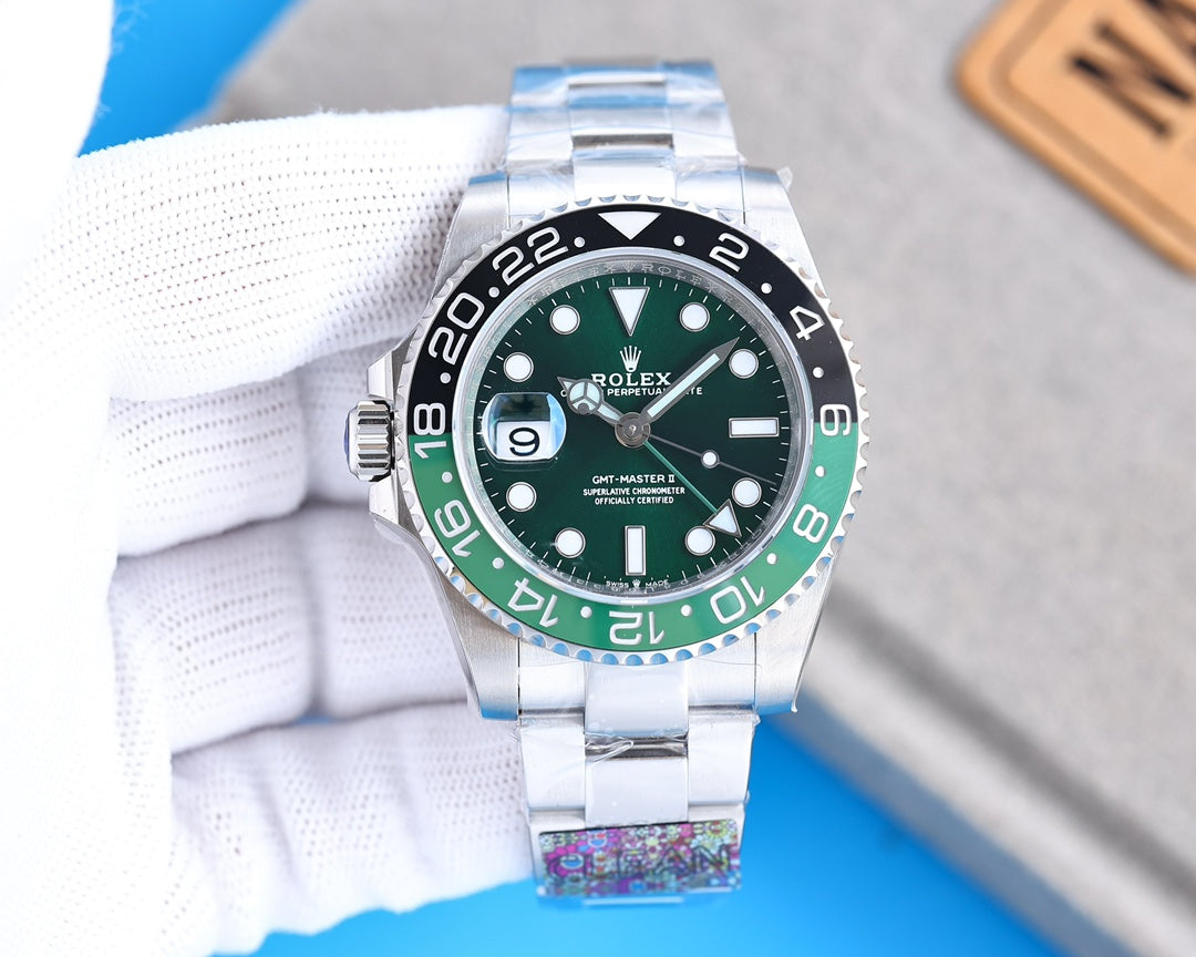 GMT-MASTER II CUSTOM GREEN BLACK BEZEL GREEN DIAL OYSTER BRACELET