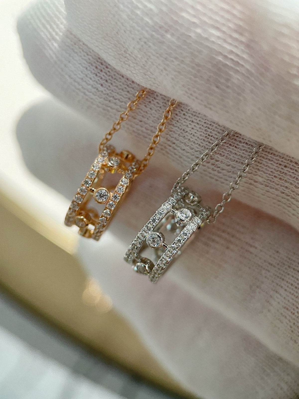 DEWDROP DIAMOND NECKLACE
