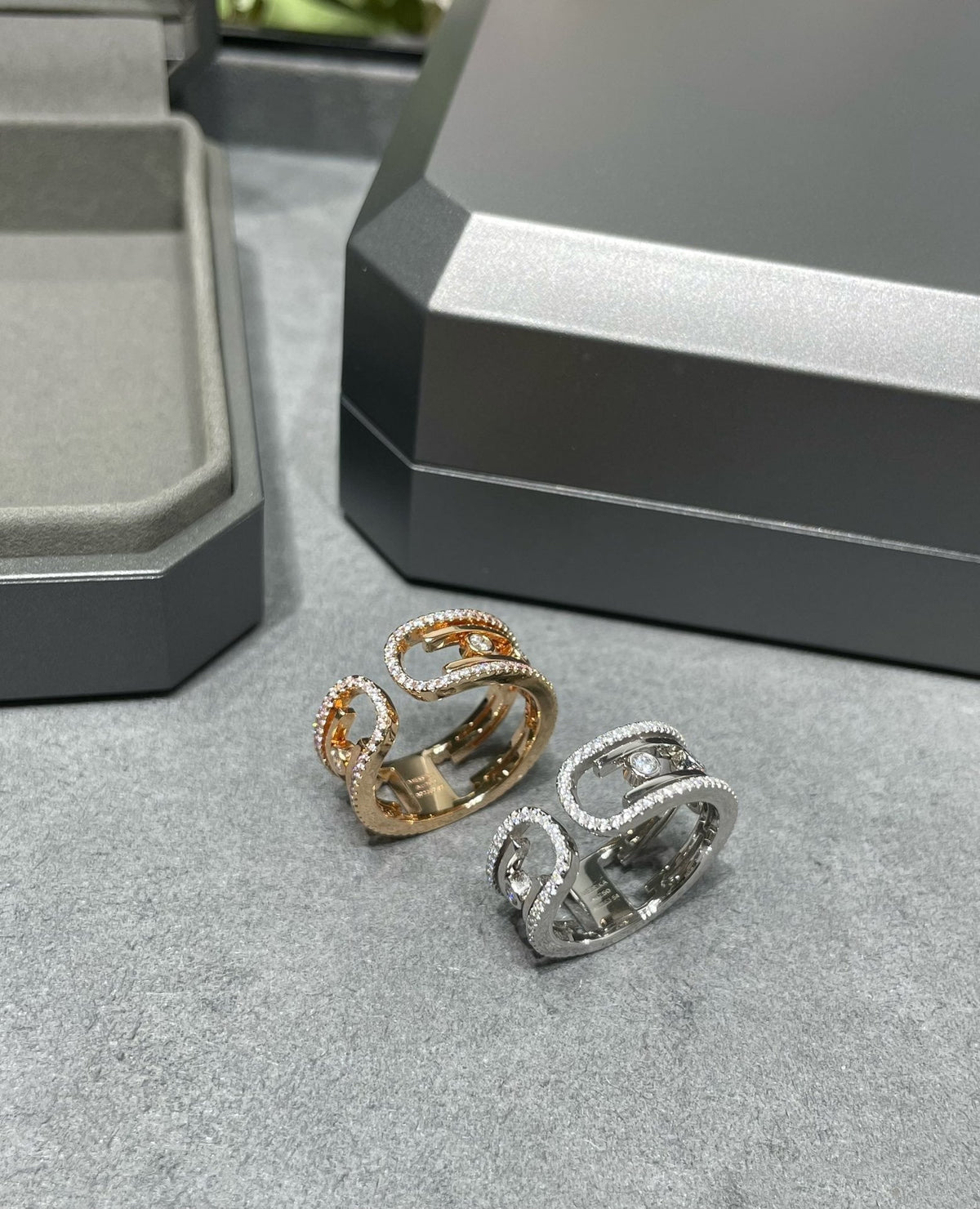 MOVE 10TH DIAMOND OPEN RING