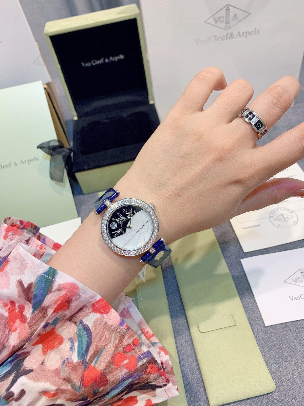 LADY ARPELS WATCHS PINK GOLD DIAMOND PAVED