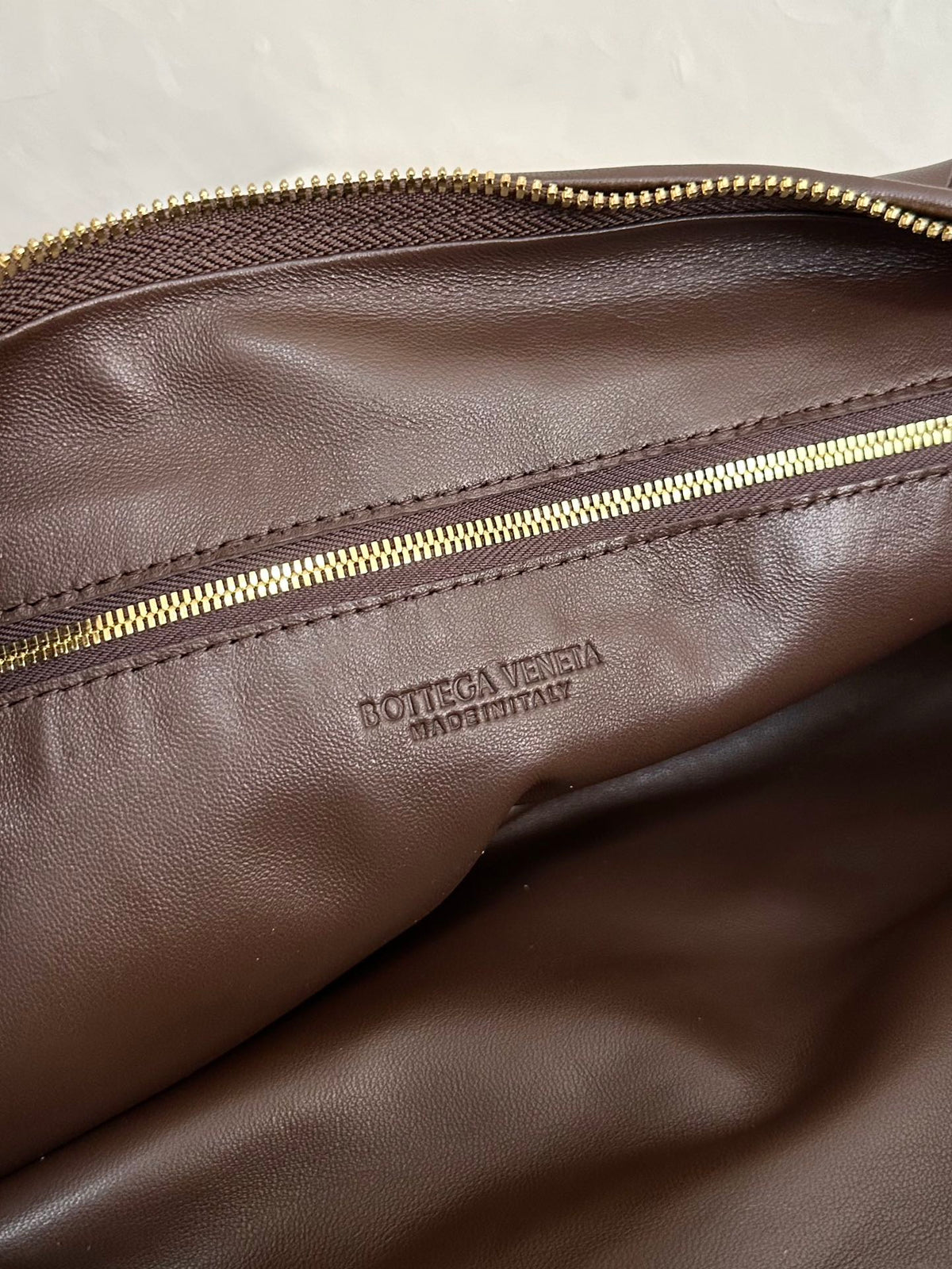 BV SMALL JODIE 48CM CHOCOLATE LAMBSKIN