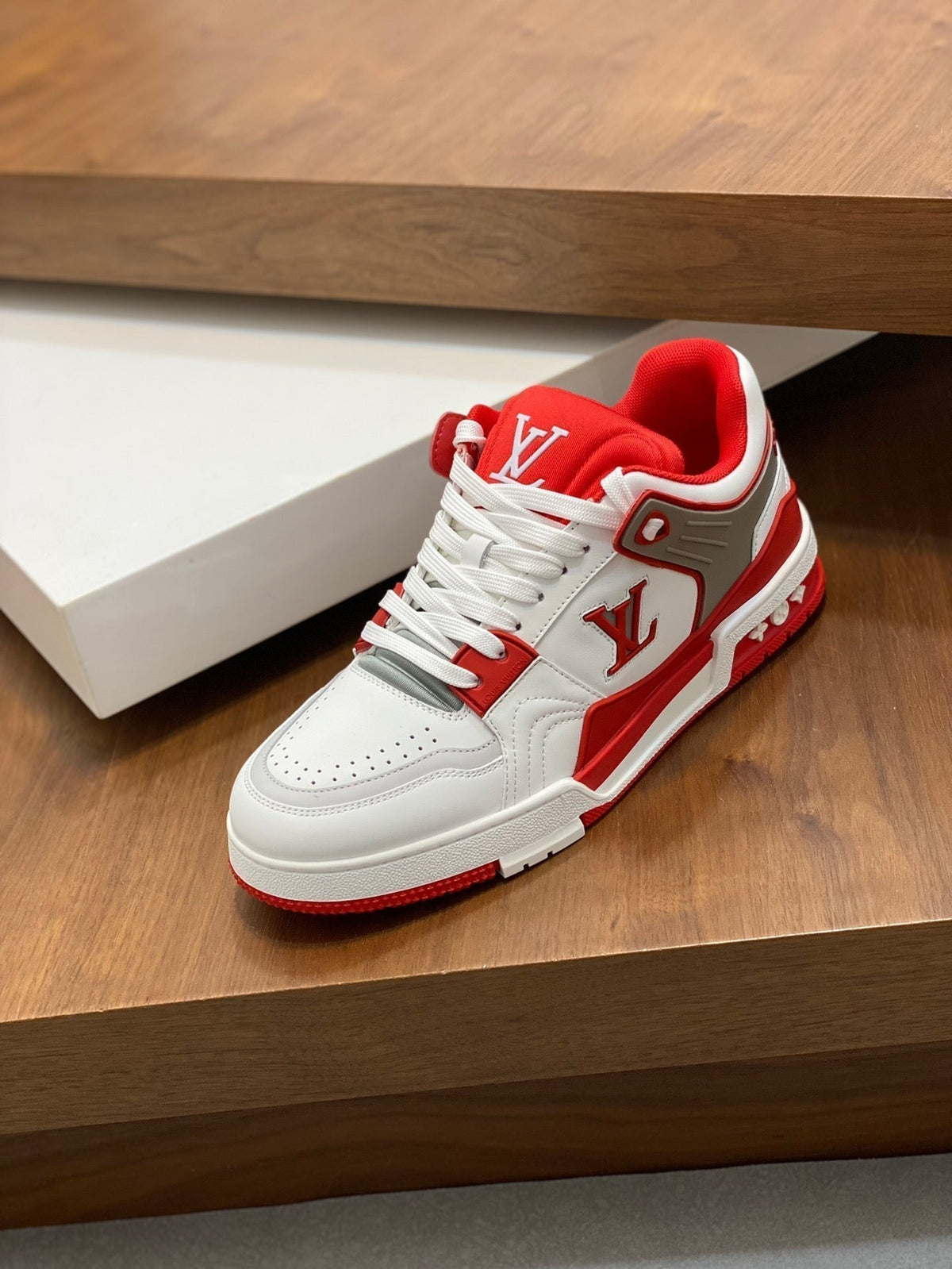 LV TRAINER  RED WHITE SNEAKER