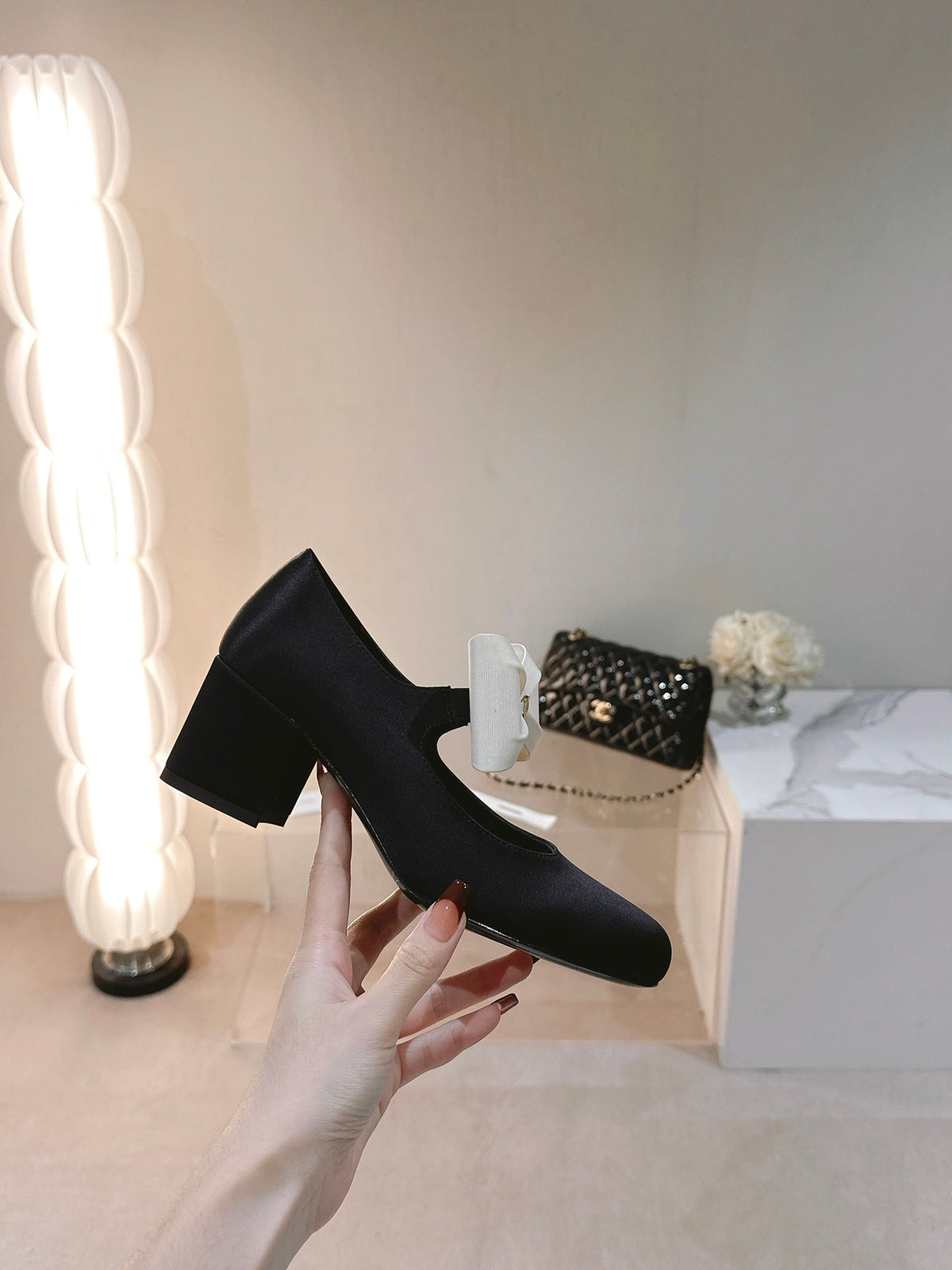 mary janes 60 black patent calfskin silk white bow