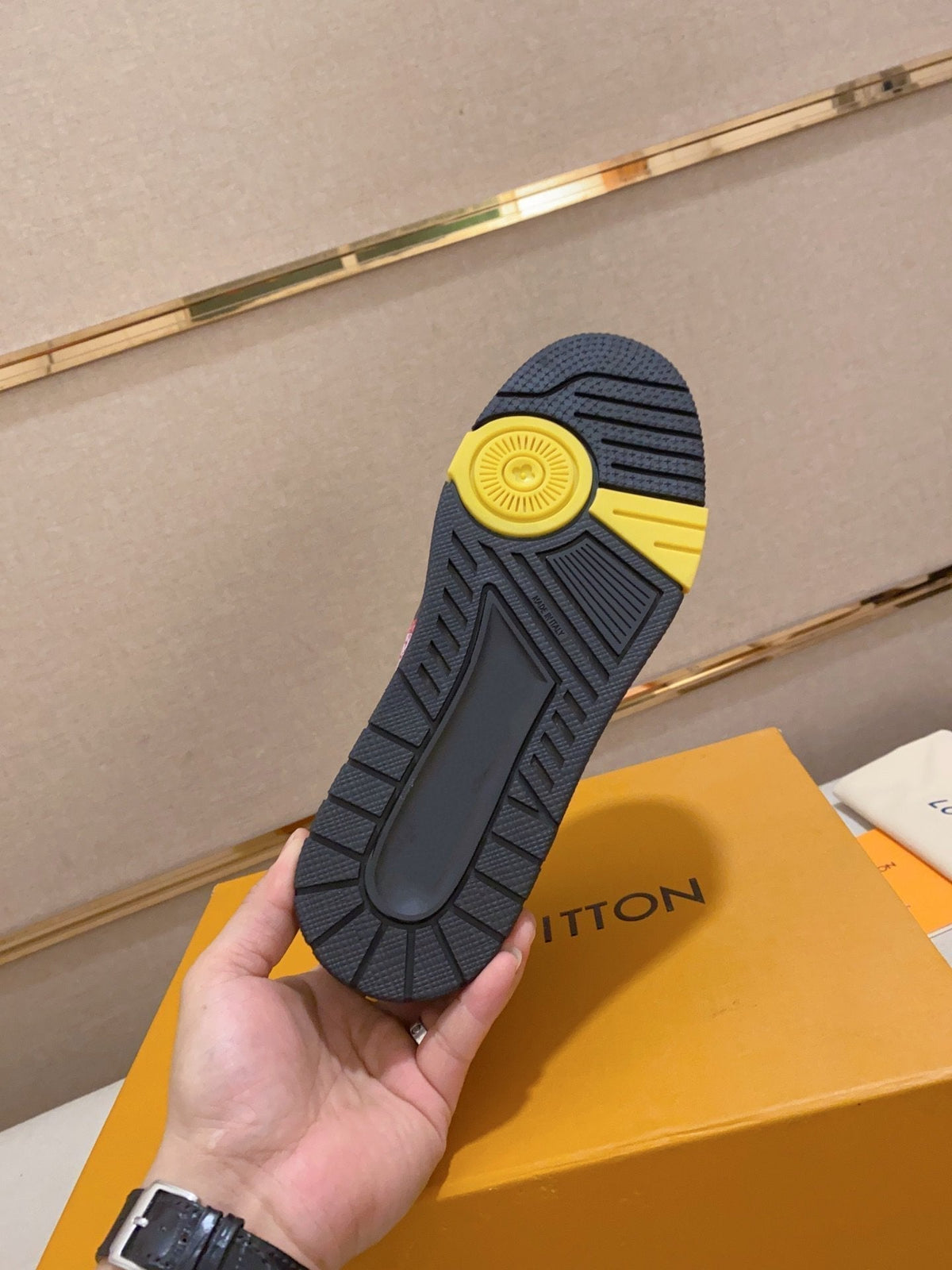 LV TRAINER SNEAKER BLACK