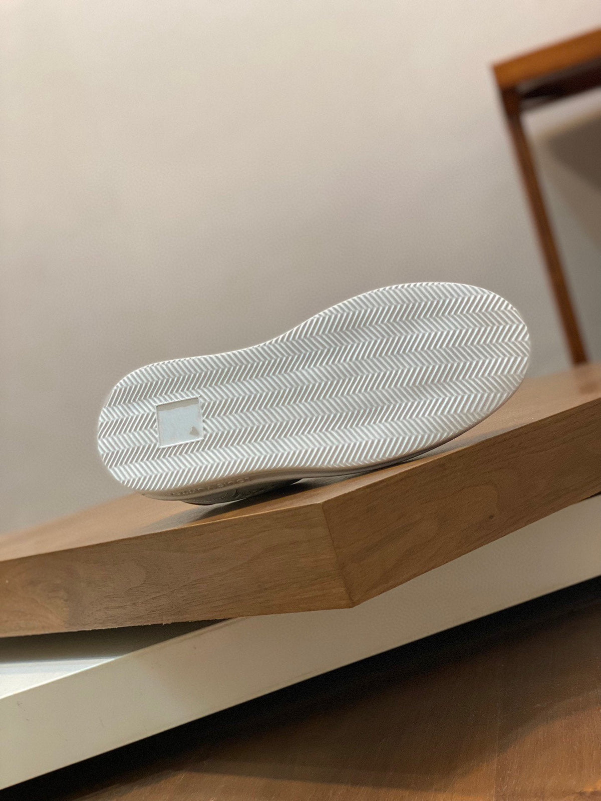 LV BEVERLY SNEAKER WHITE