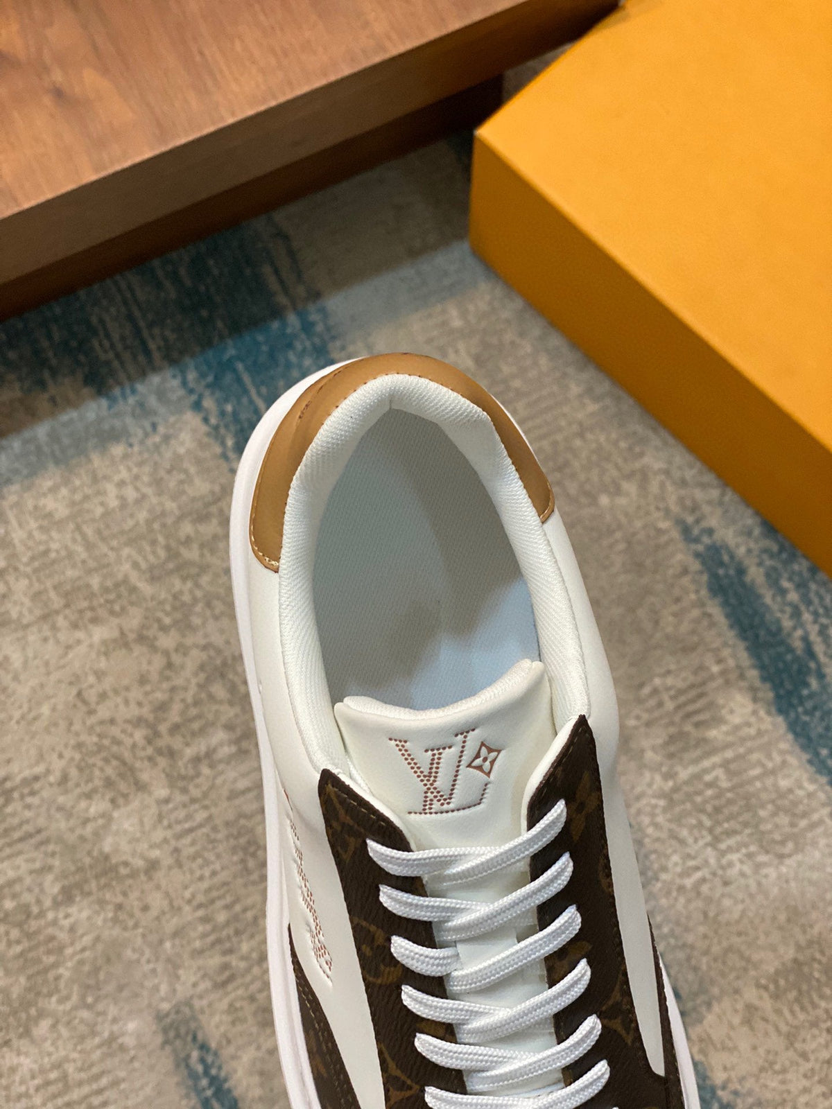 LV BEVERLY SNEAKER WHITE BROWN