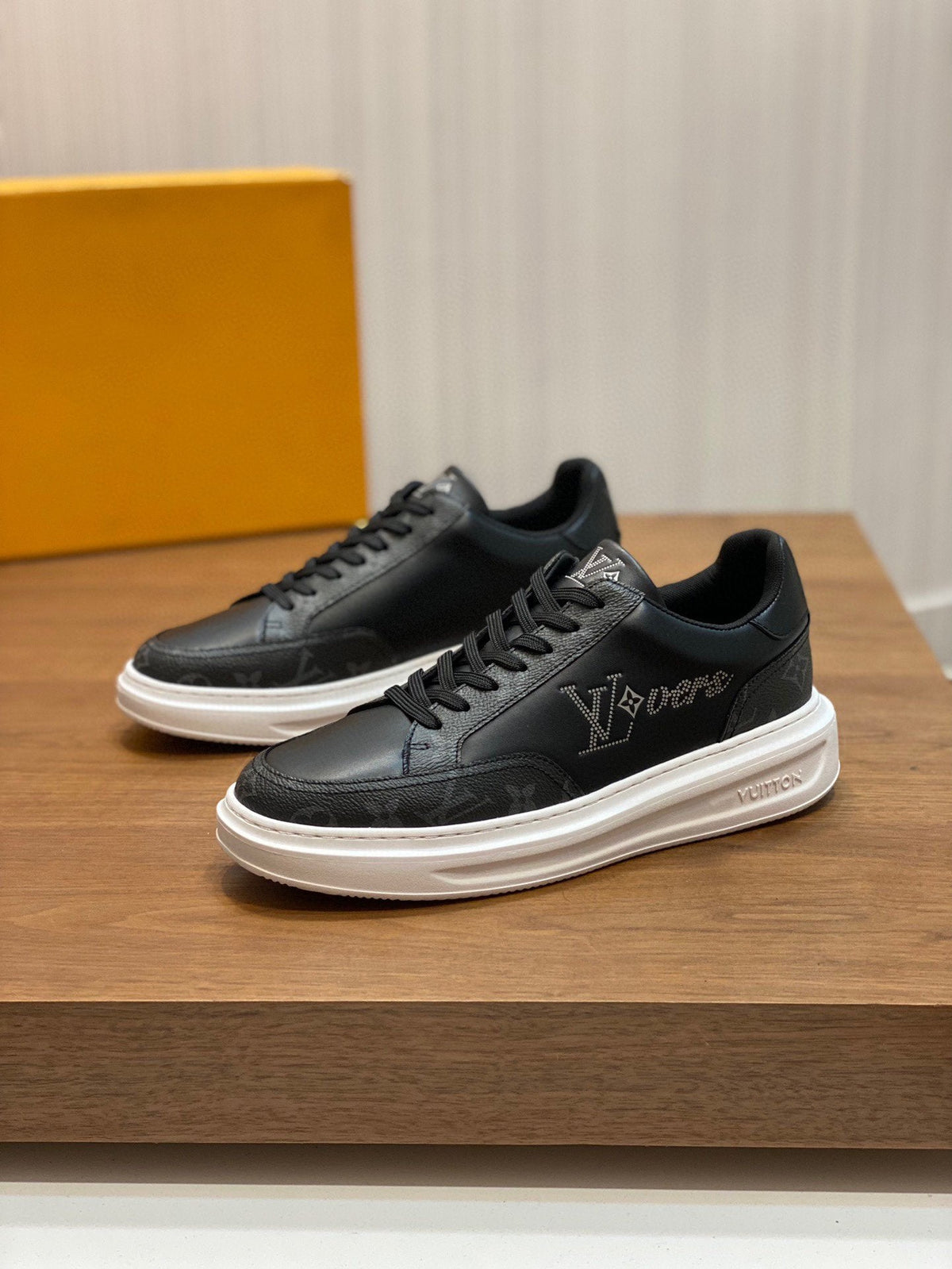 LV BEVERLY SNEAKER BLACK