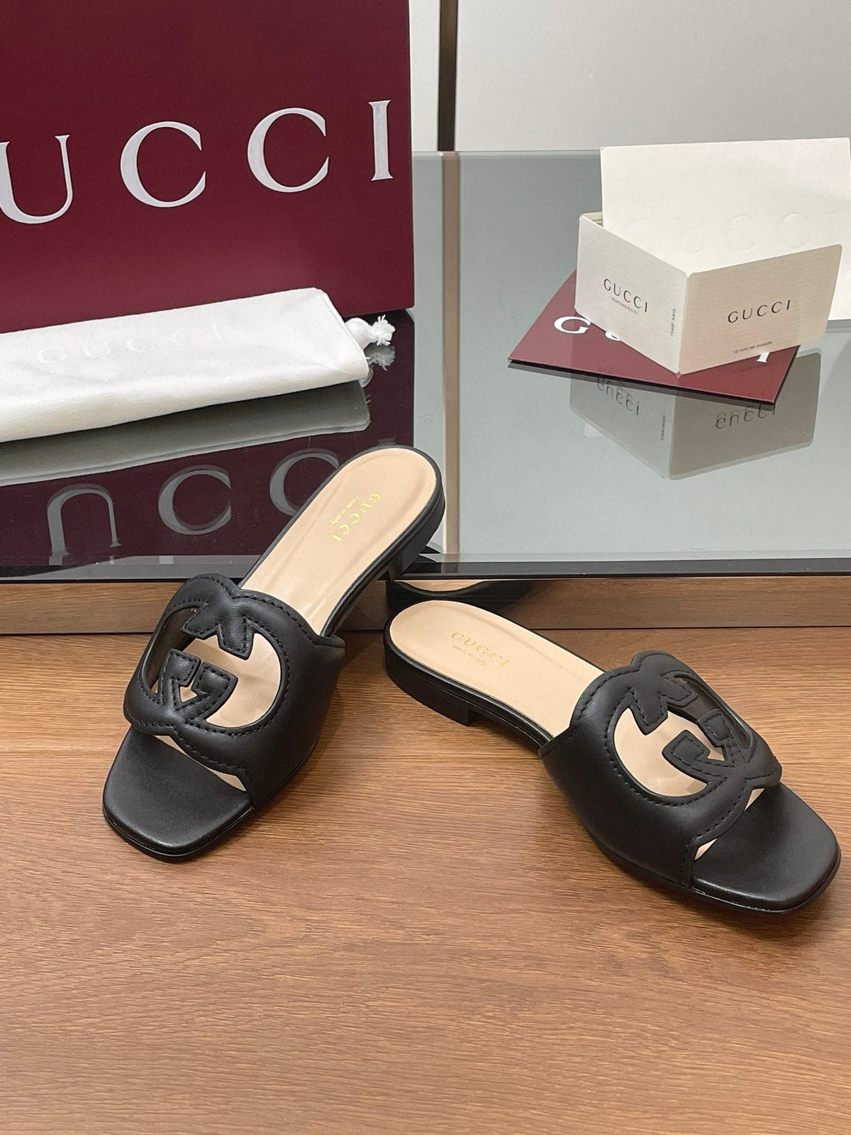 Gucci Slide Black Sheepskin 175003