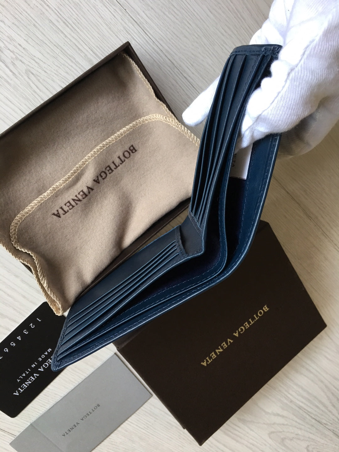 BV Wallet 11cm Dark Blue Cowhide 371708