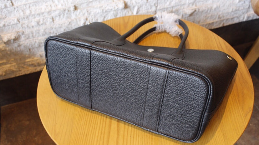 HM GARDEN PARTY 30 BLACK CALFSKIN