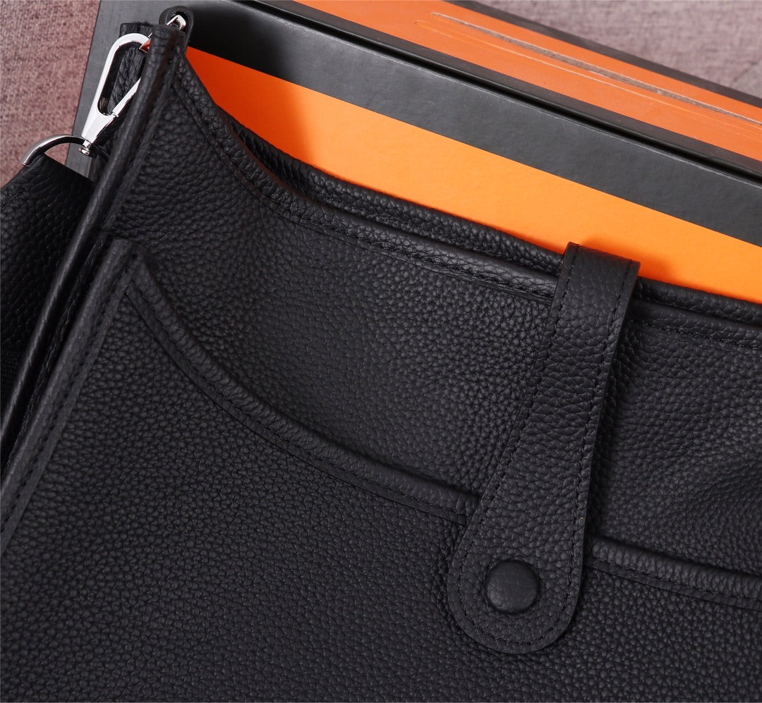 HM EVELYNE BAG 28 BLACK TOGO