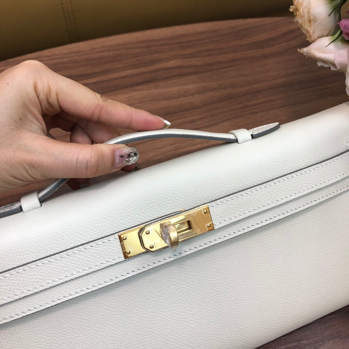 HM Kelly Cut 31cm White Swift Leather Ghw