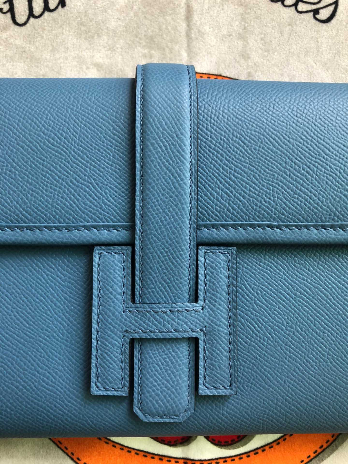 HM Jige 29 Glaucous Blue Epsom 229075