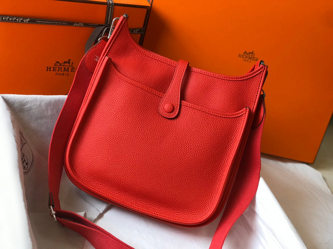 Evelyne 29cm Red Togo Shw