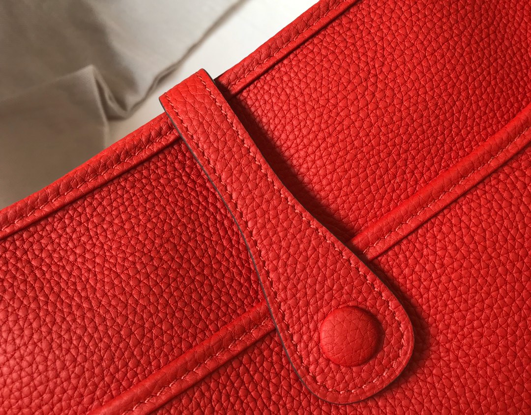 Evelyne 29cm Red Togo Shw
