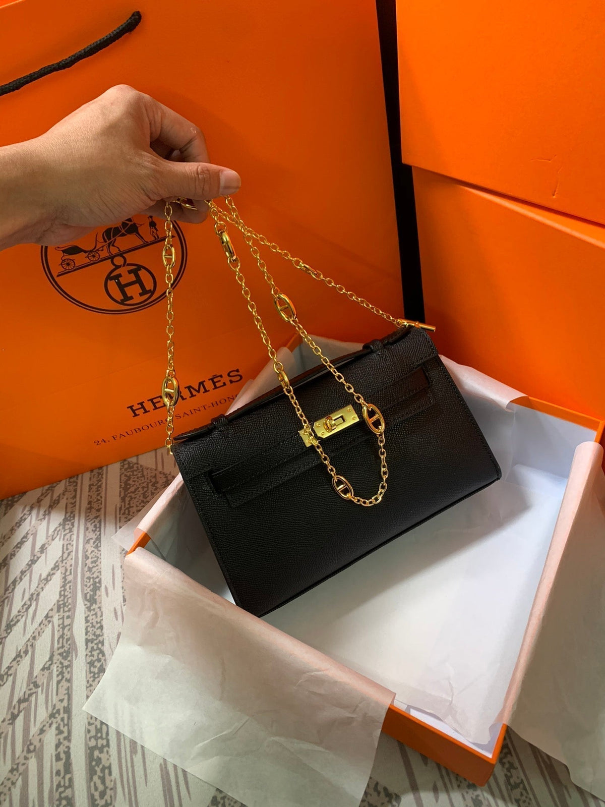 HM KELLY MINI POCHETTE 22 BLACK EPSOM