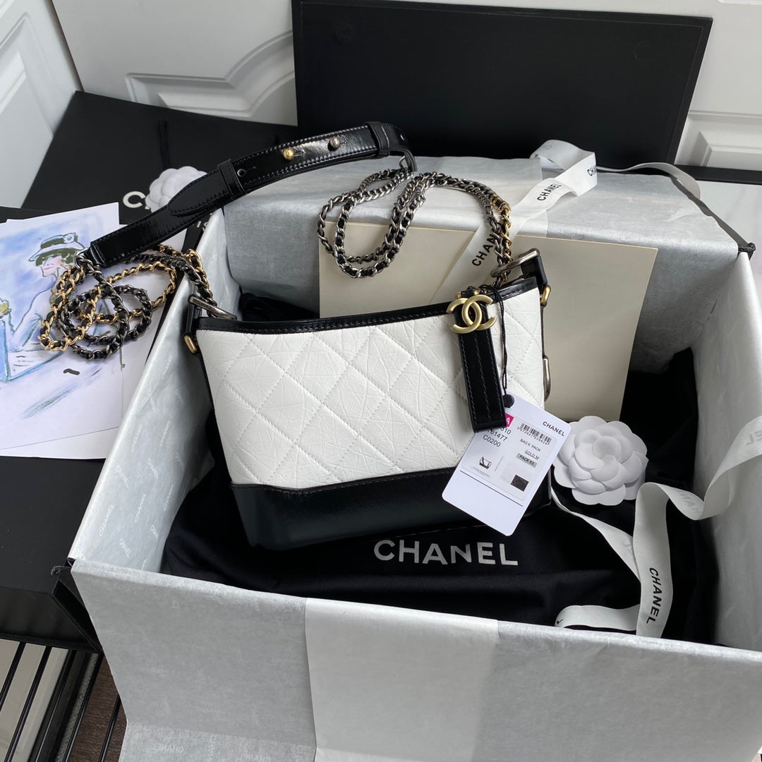 Chanel 25 Gabrielle Black White  20cm Calfskin 289506