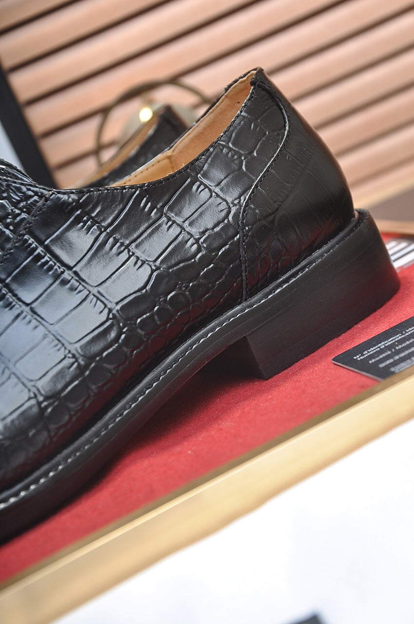 GG Men's Loafer Black Embossed Cowhide 140491