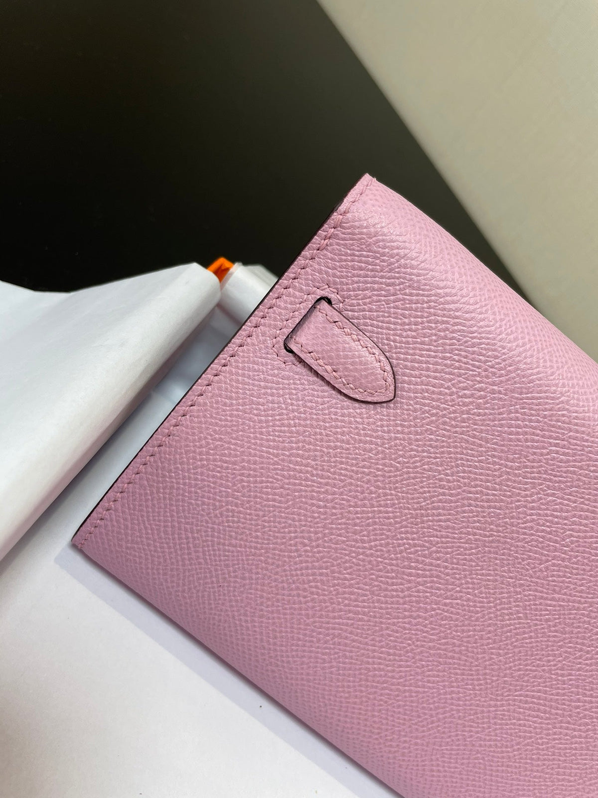 kelly to go wallet 20.5 light pink epsom gold hardware