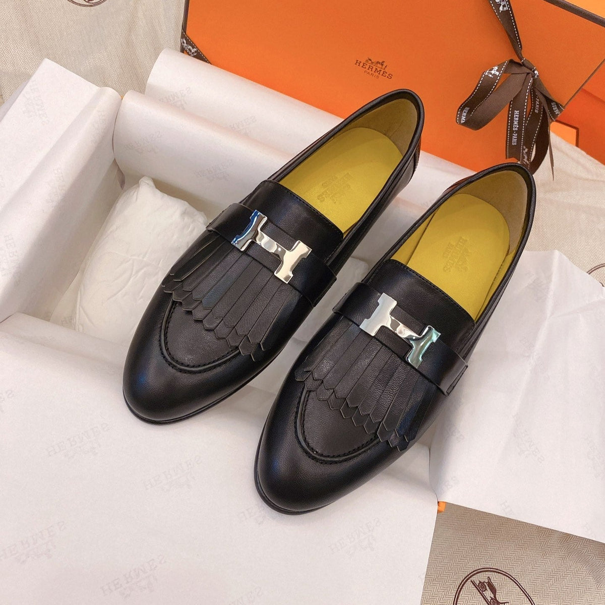 HM Mocassins Royal Loafers Black Goat Leather 348021