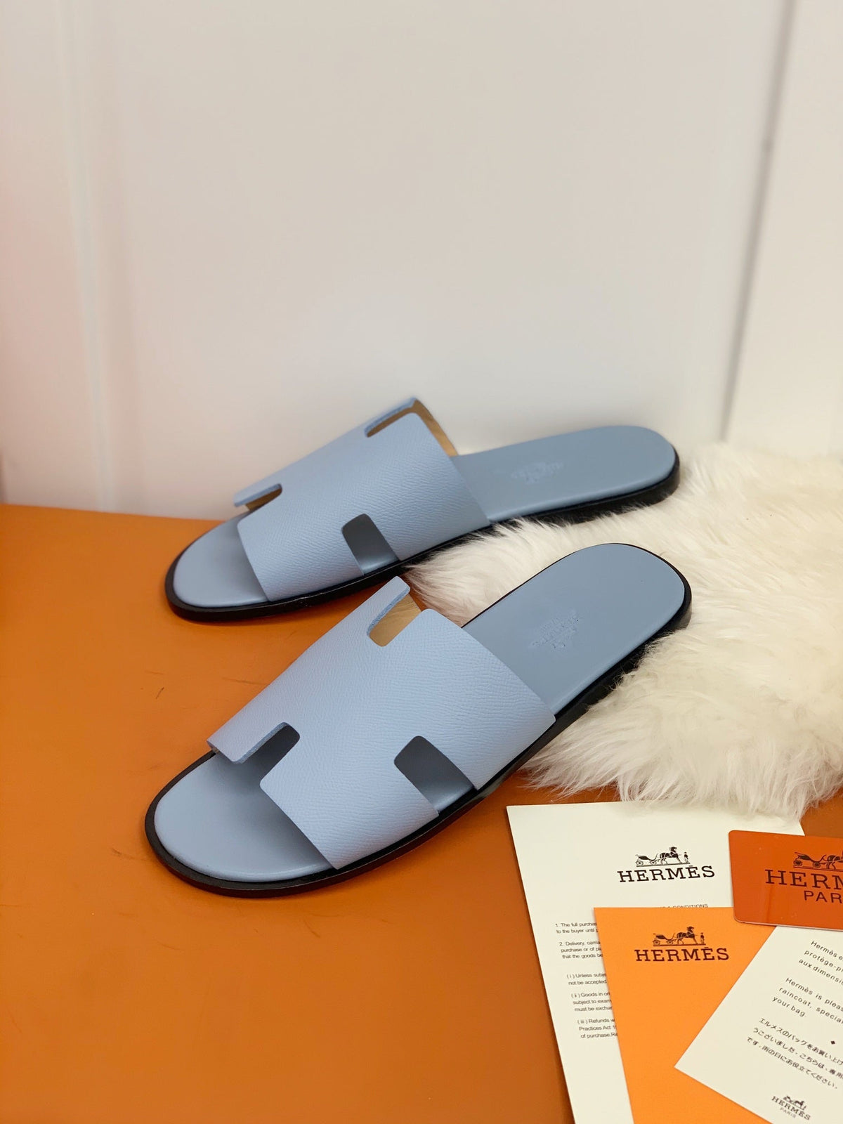 HM IZMIR SANDAL CLOUD BLUE CALFSKIN