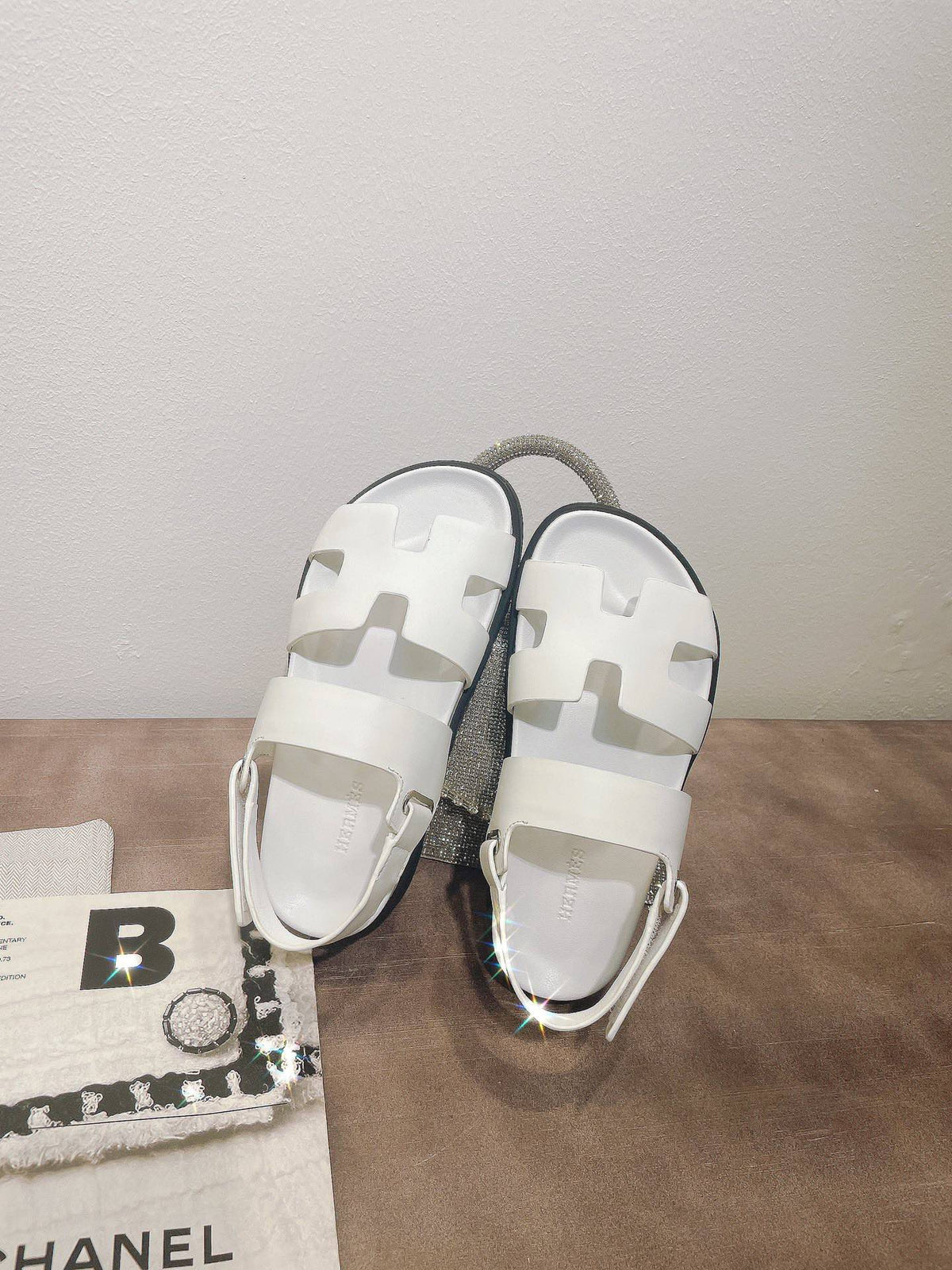 HM GENIUS SANDAL WHITE CALFSKIN