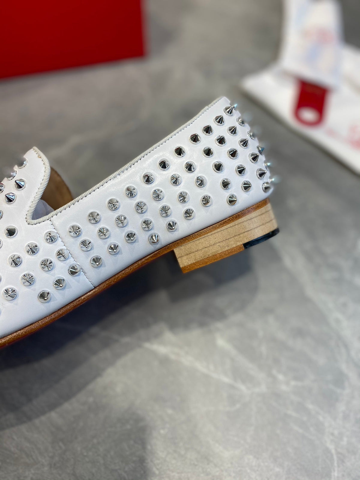 CL Dandelion Spikes Loafers Cowhide and Spikes 242406