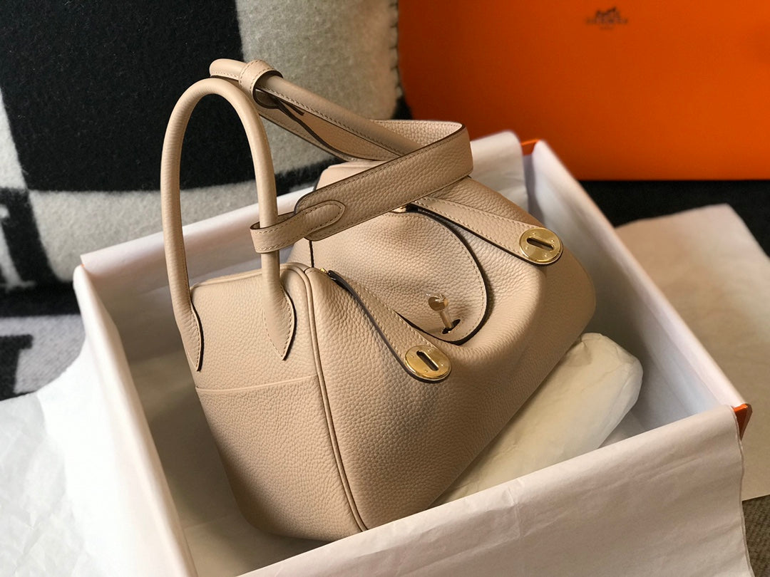HM LINDY 30 BAG BEIGE TAURILLON CLEMENCE LEATHER