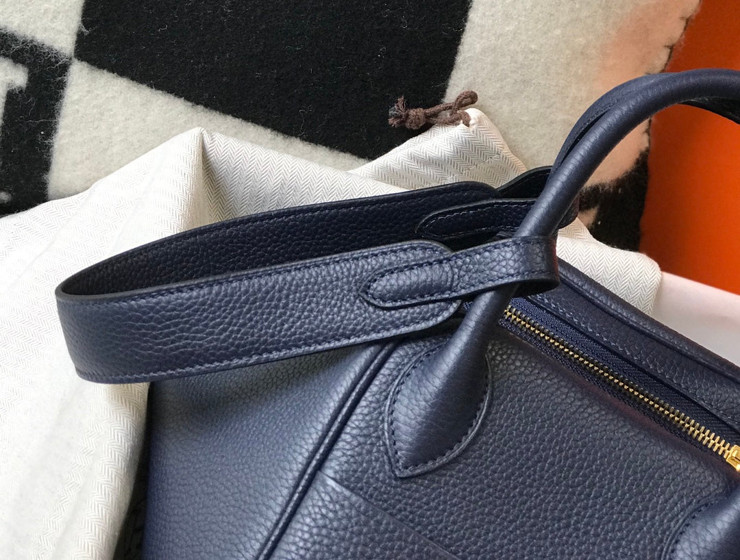 HM LINDY 26 BAG NAVY TAURILLON CLEMENCE LEATHER