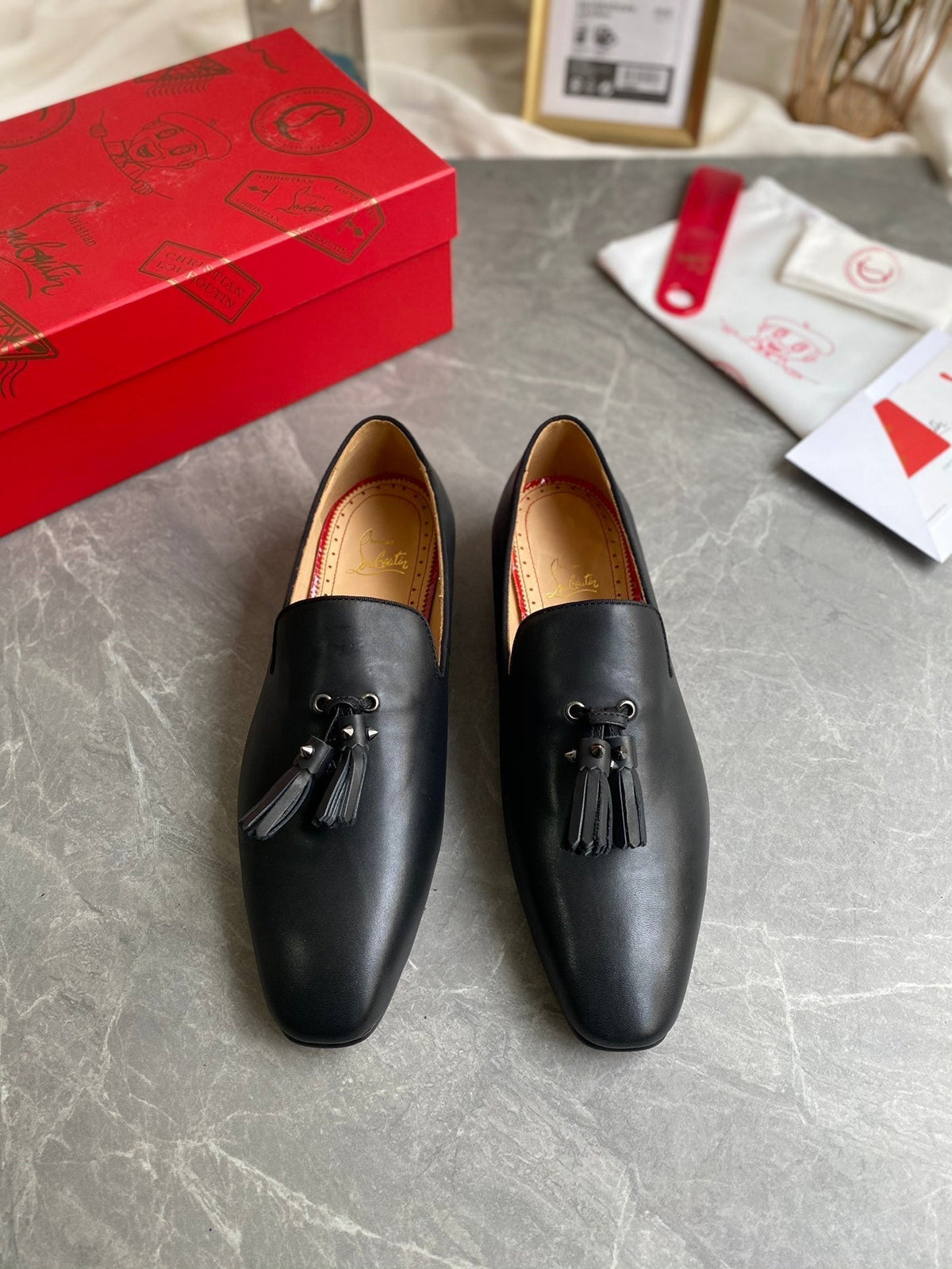 CL Dandelion Tassel Loafers Black Cowhide 242404