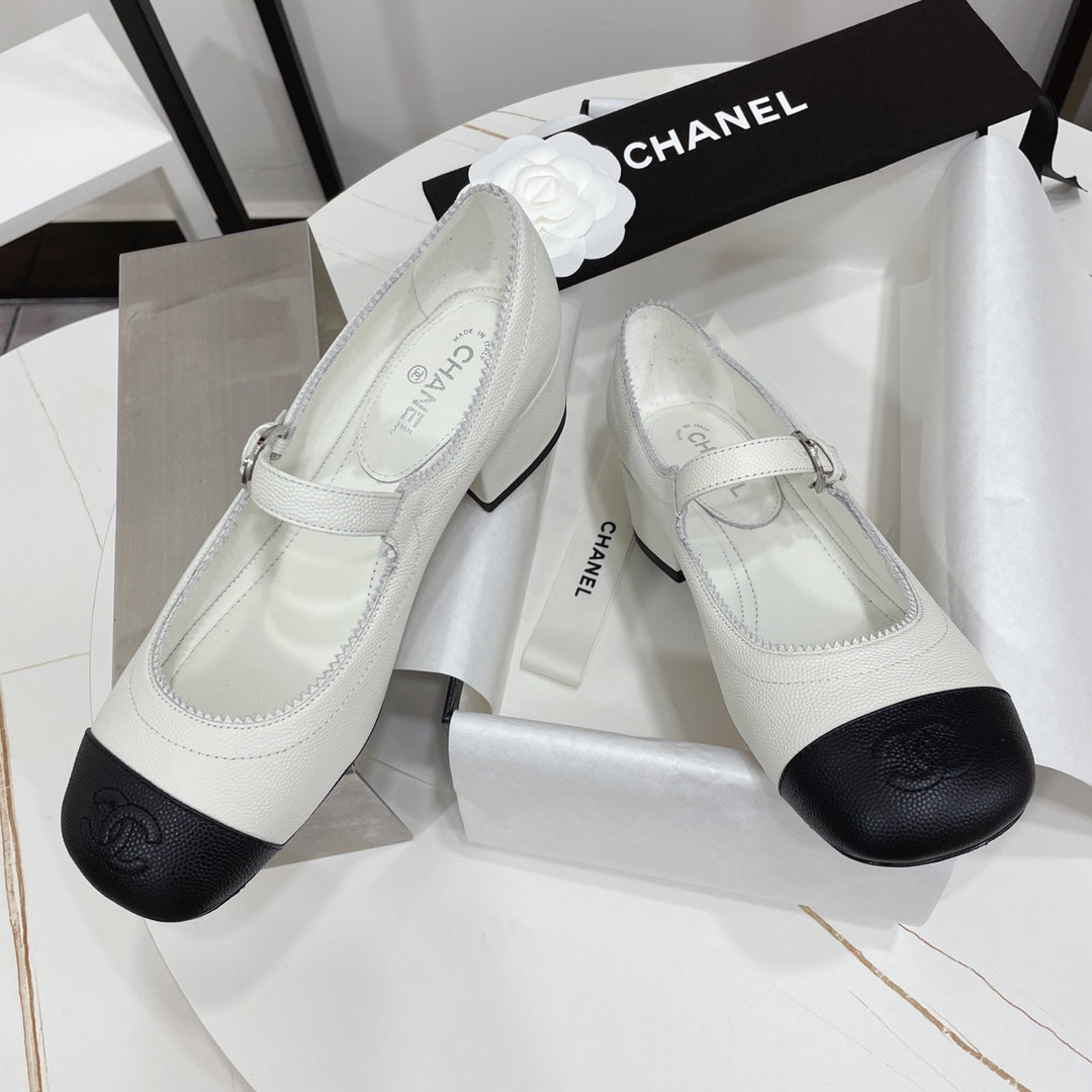 CC MARY JANE BLOCK HEEL WHITE SHEEPSKIN