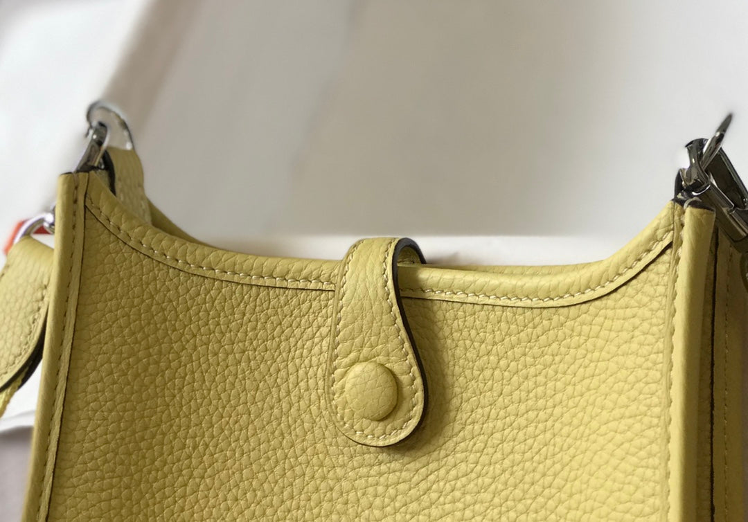 Mini Evelyne 18cm Yellow Togo Shw