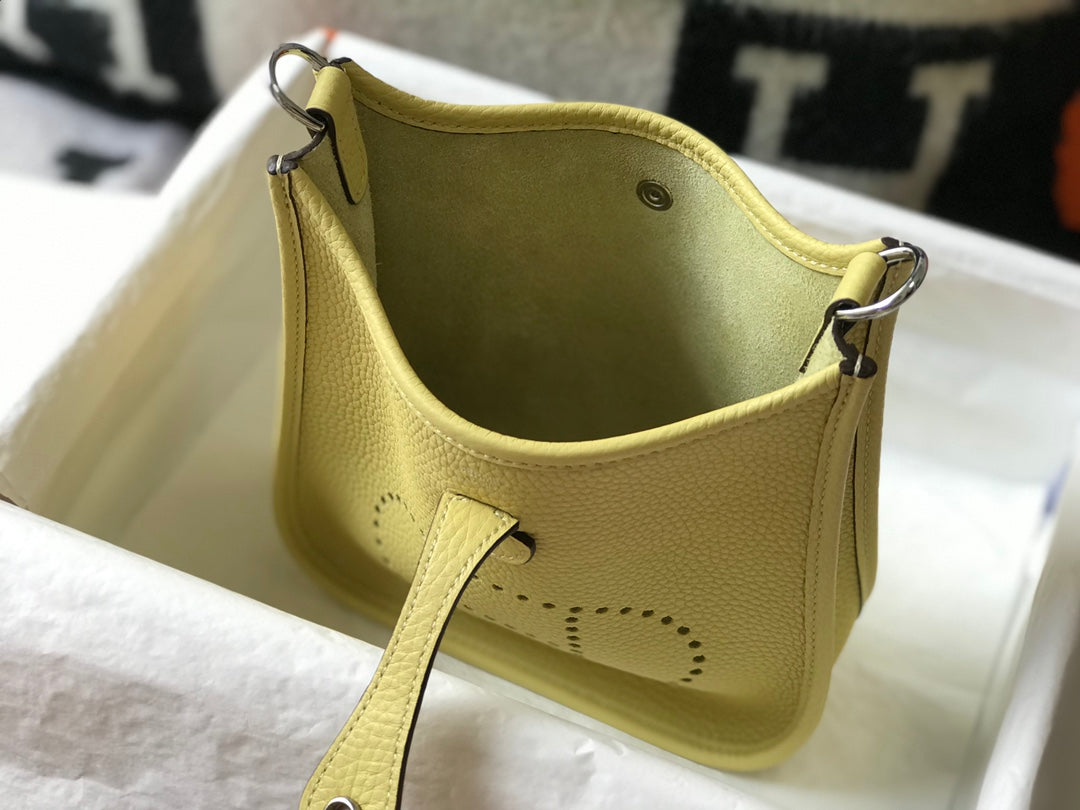 Mini Evelyne 18cm Yellow Togo Shw