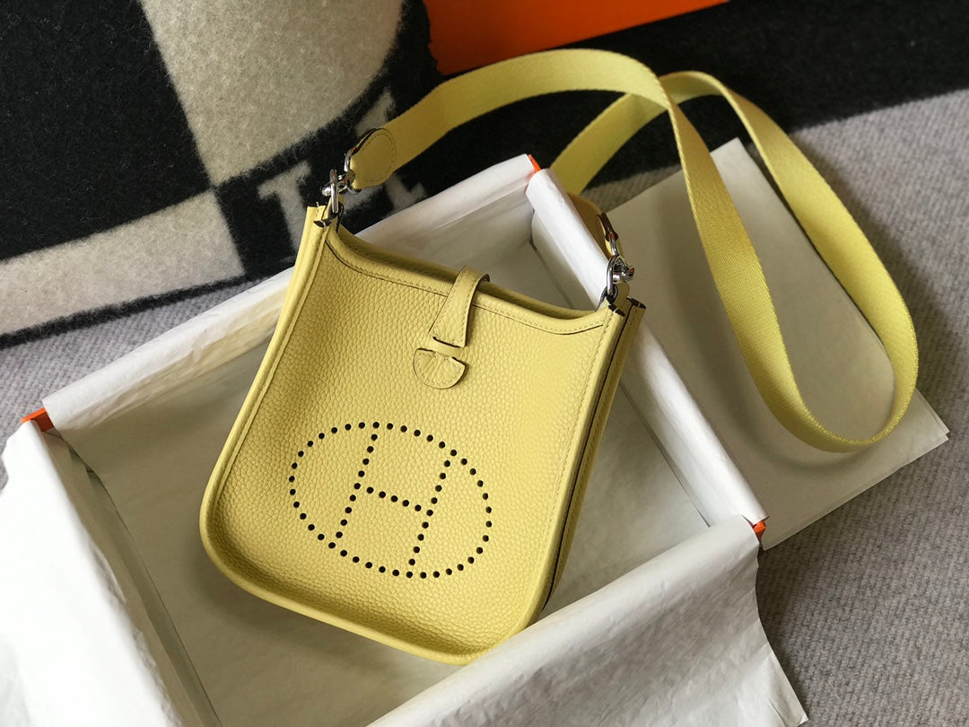 Mini Evelyne 18cm Yellow Togo Shw