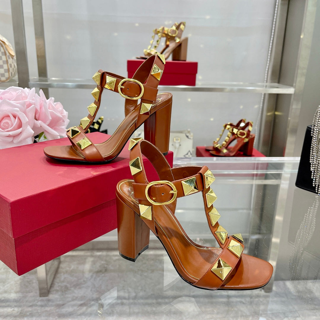 VT Rockstud Sandals Brown Gold Cowhide 369450
