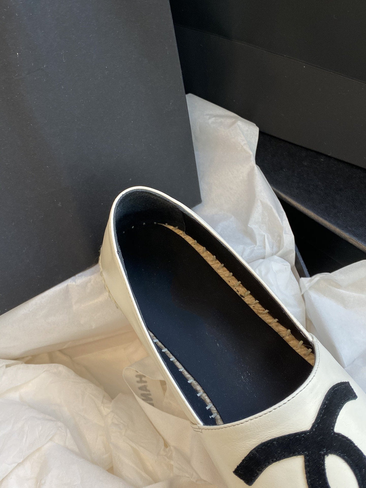 espadrilles white lambskin black velvet