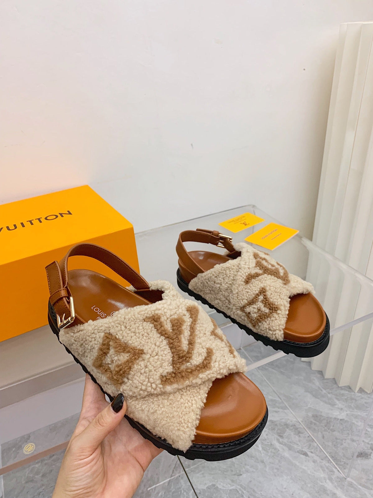 LV Paseo Flat Comfort Sandal Beige Brown Fleece